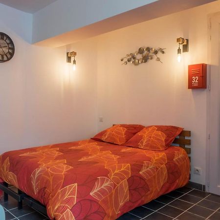 Studio Le Ligerien Saint-Denis-de lʼHôtel Exteriör bild