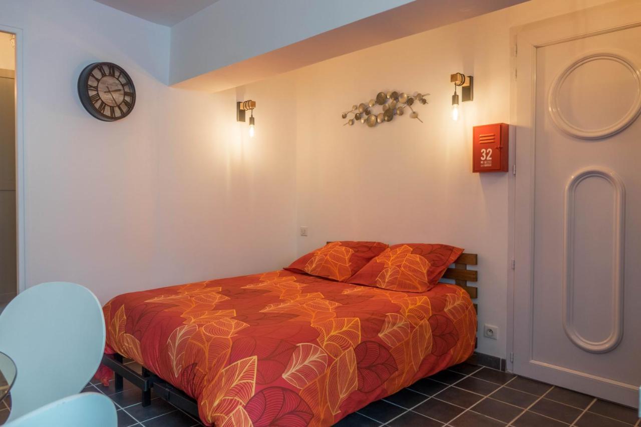 Studio Le Ligerien Saint-Denis-de lʼHôtel Exteriör bild